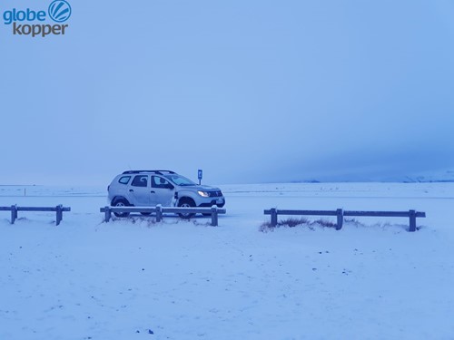 Dacia - Islandia zimą